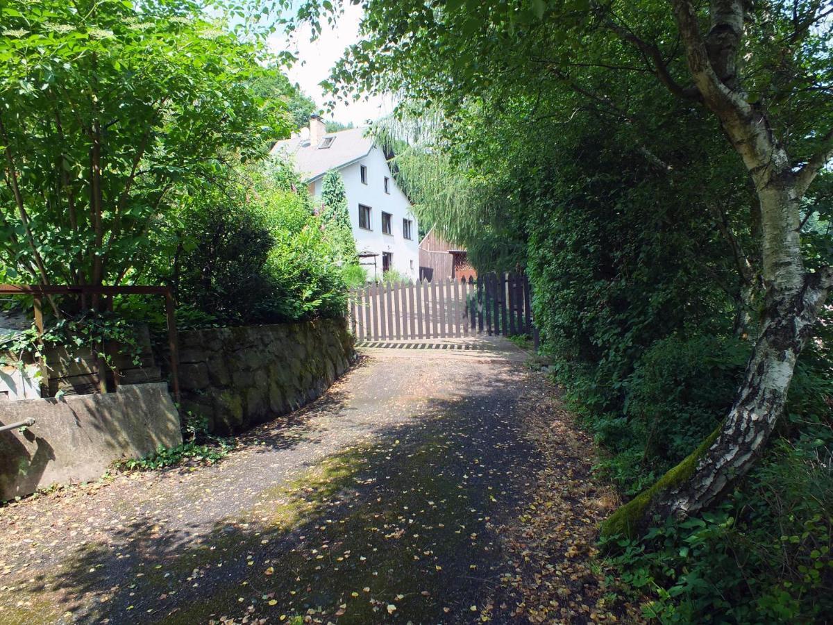 Chata Udolicko Villa Perštejn Buitenkant foto